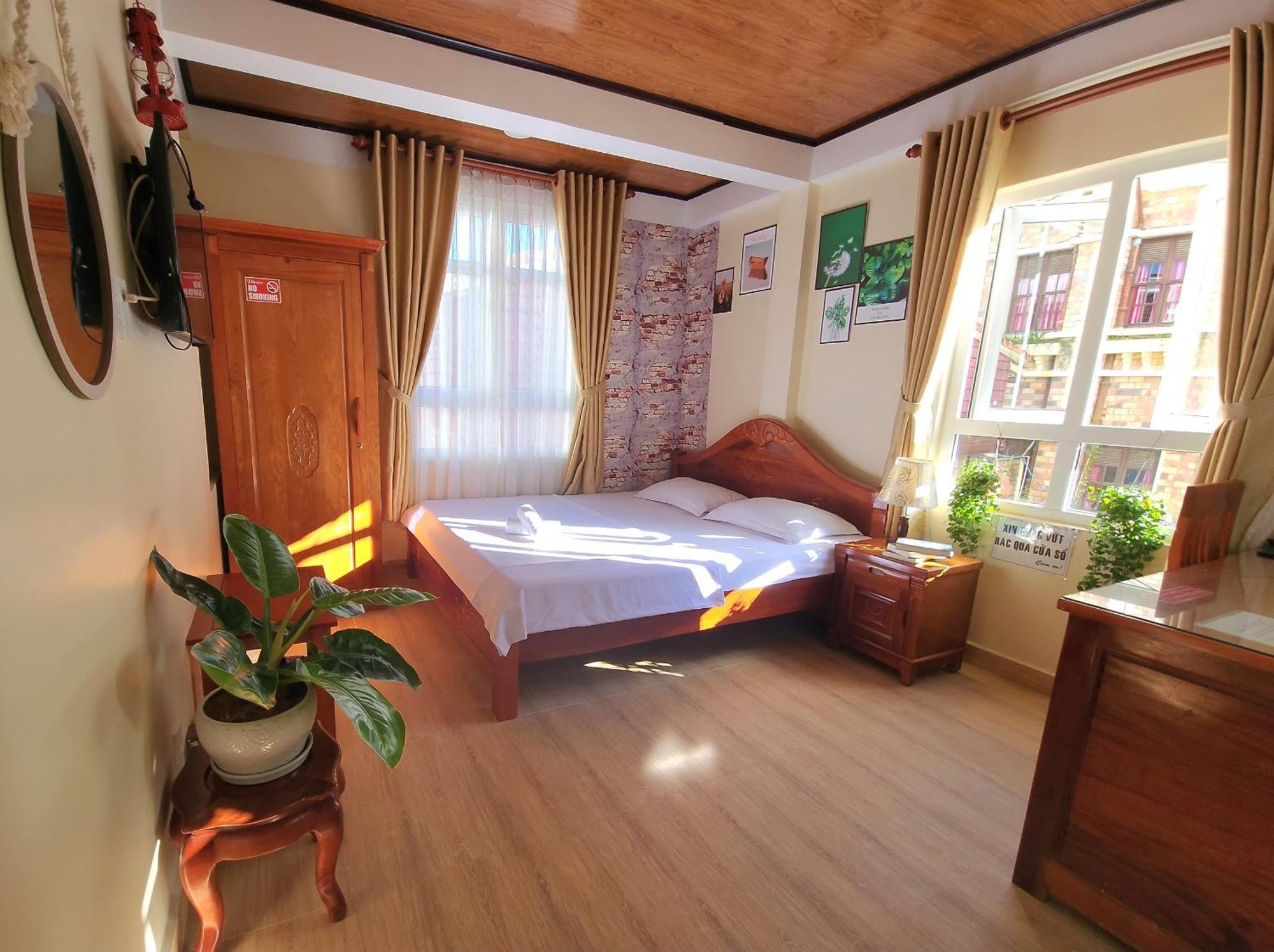 Binh Dao Hotel - Khach San Ngay Trung Tam Gia Re Da Lat Buitenkant foto